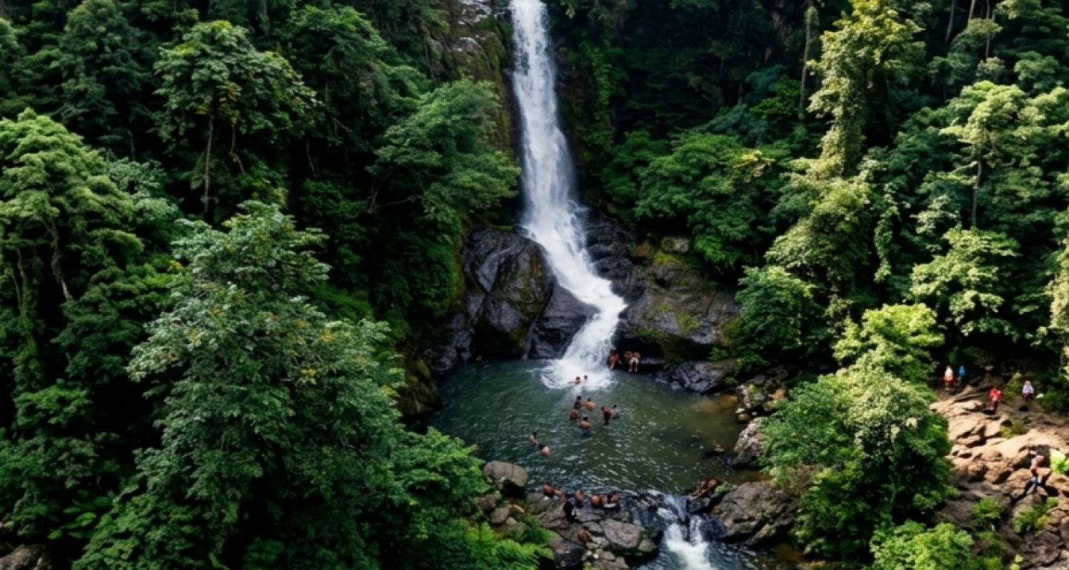 Kadappara ( Alingal ) Waterfalls