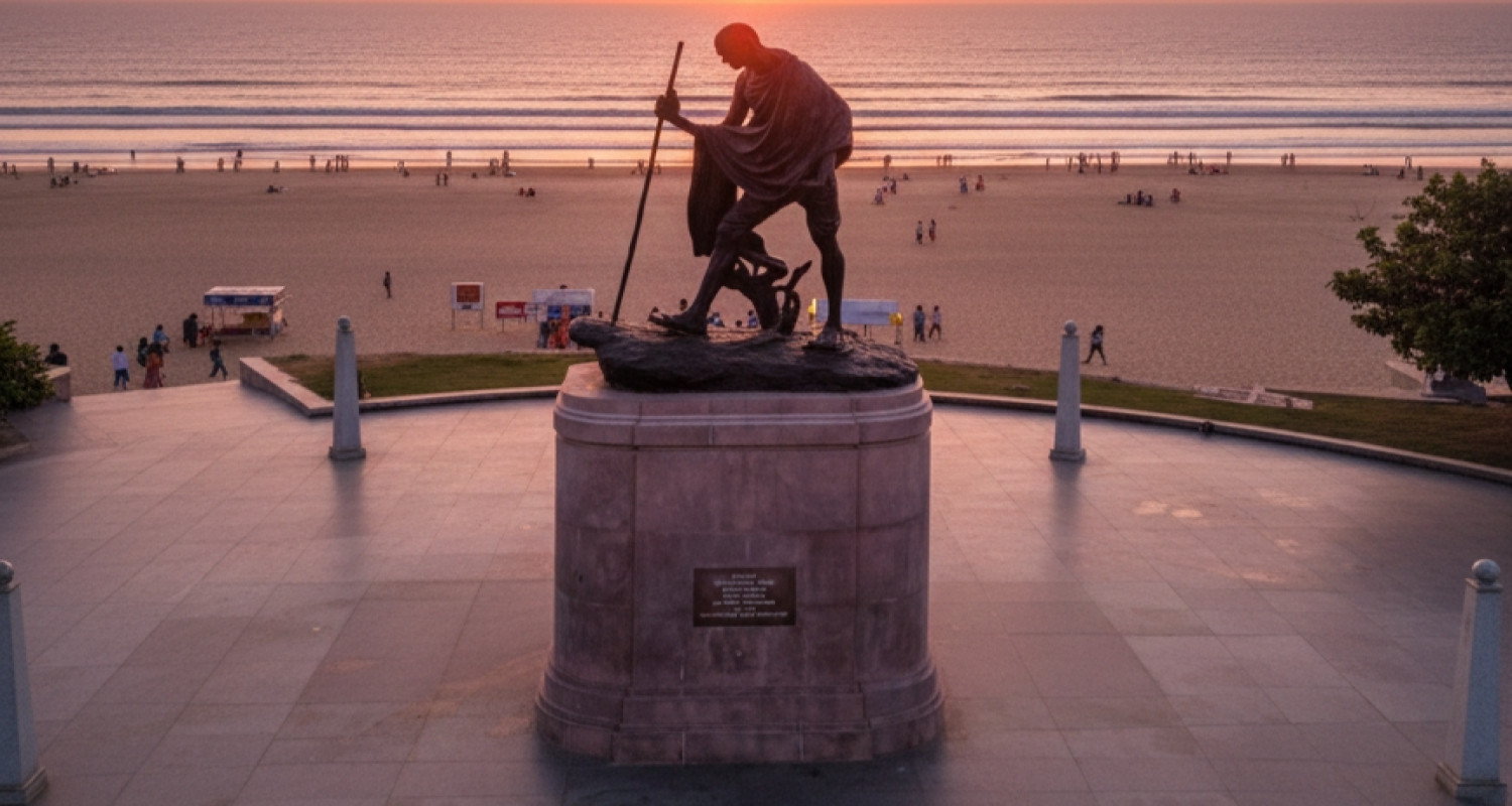 Mahatma Gandhi Statue